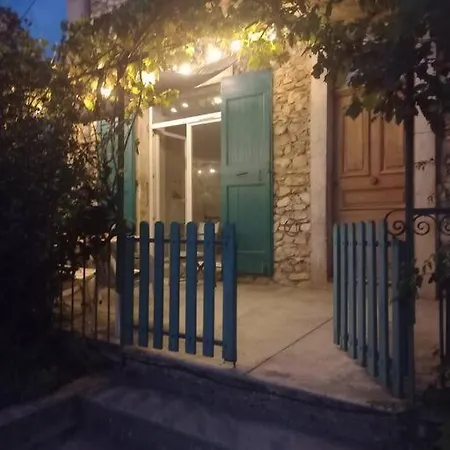 Maison De Dans Le Diois Au Pied Du Vercors Avec 2 Pour 6 Personnes *