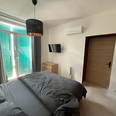Holiday home Maison De Dans Le Diois Au Pied Du Vercors Avec 2 Pour 6 Personnes *